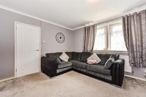 14 Baynard Close, Basingstoke, RG21 5LP
