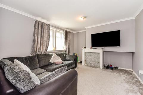 14 Baynard Close, Basingstoke, RG21 5LP
