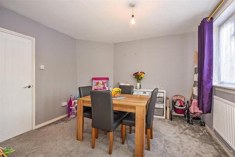 14 Baynard Close, Basingstoke, RG21 5LP