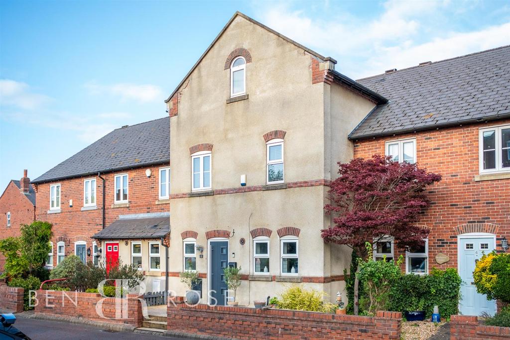 Orchard Mill Drive, Croston, Leyland 5 bed terraced house for sale £350,000