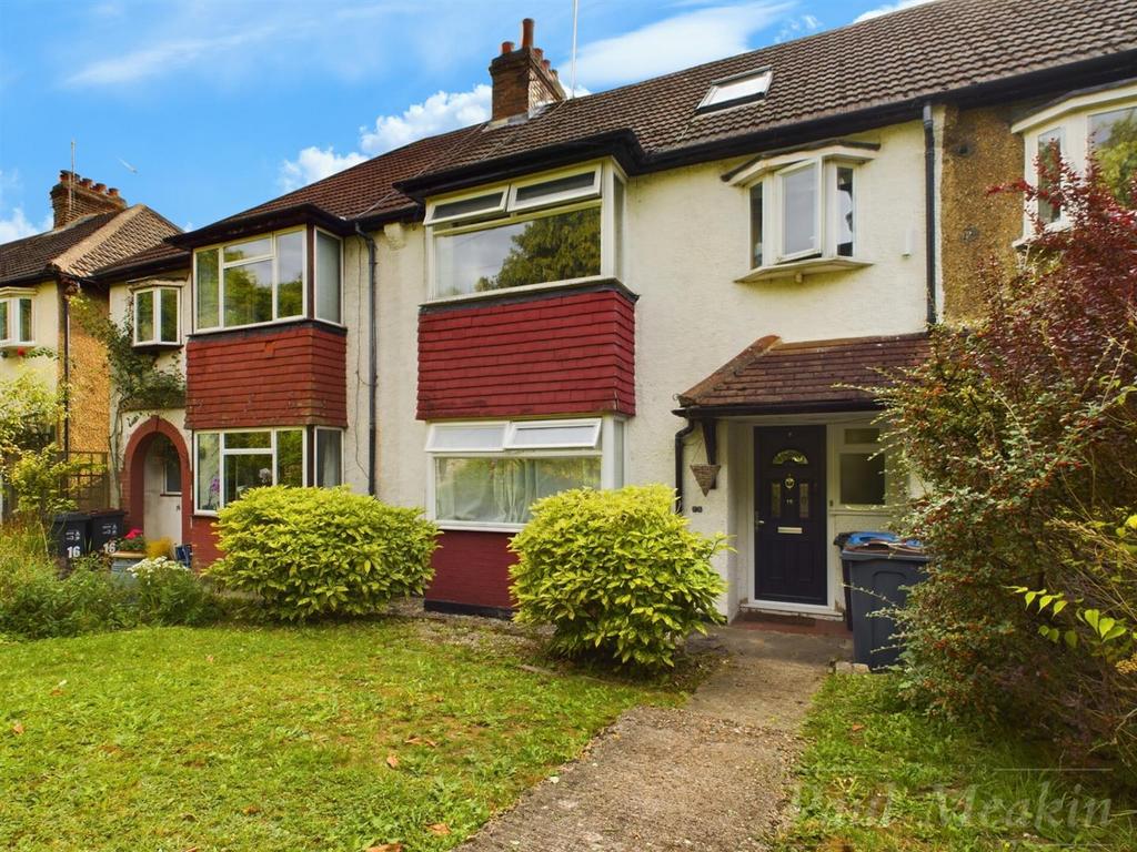 Valley View Gardens, Kenley 4 bed house for sale £500,000