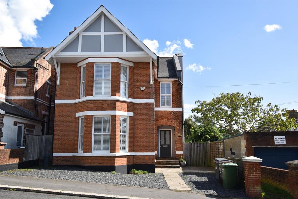 Ashburnham Road, Hastings 5 bed detached house for sale £850,000