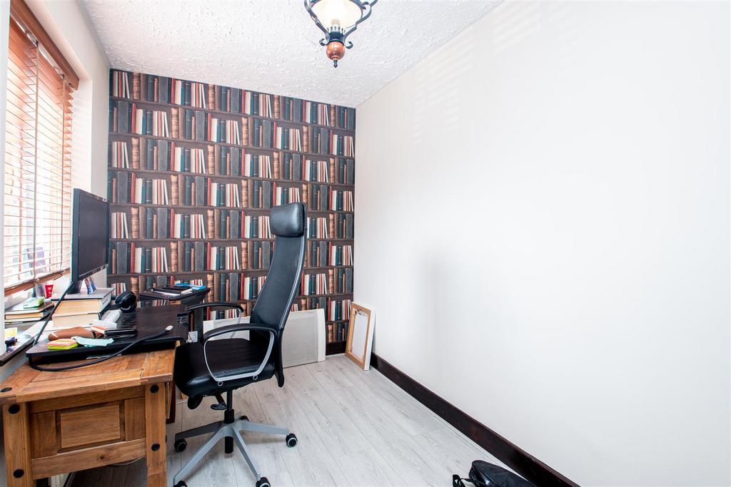 32br 10.jpg