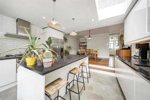 2 bedroom terraced house for sale - Seaton Road, Twickenham