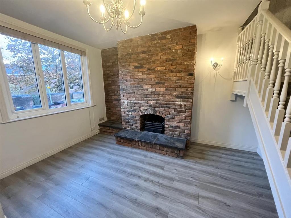 Bollin Walk, WILMSLOW 2 bed terraced house for sale £259,950