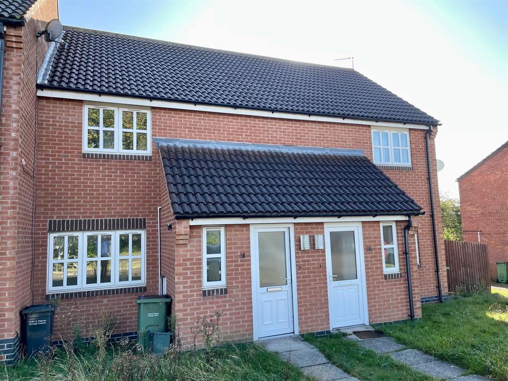 Severn Road, Oadby 2 bed house £950 pcm (£219 pw)