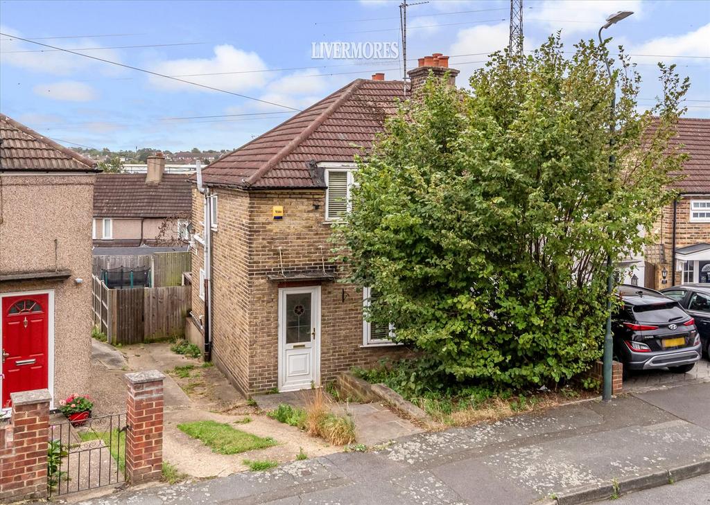 Green Walk, Crayford, Kent 2 bed semidetached house for sale £325,000