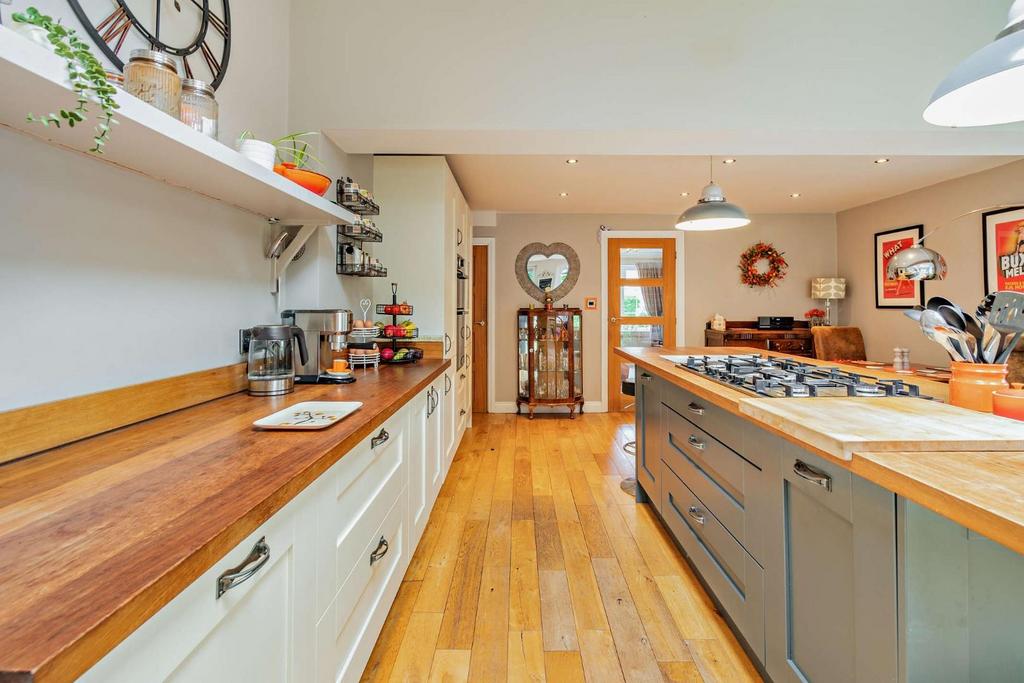8571377-interior20-800.jpg