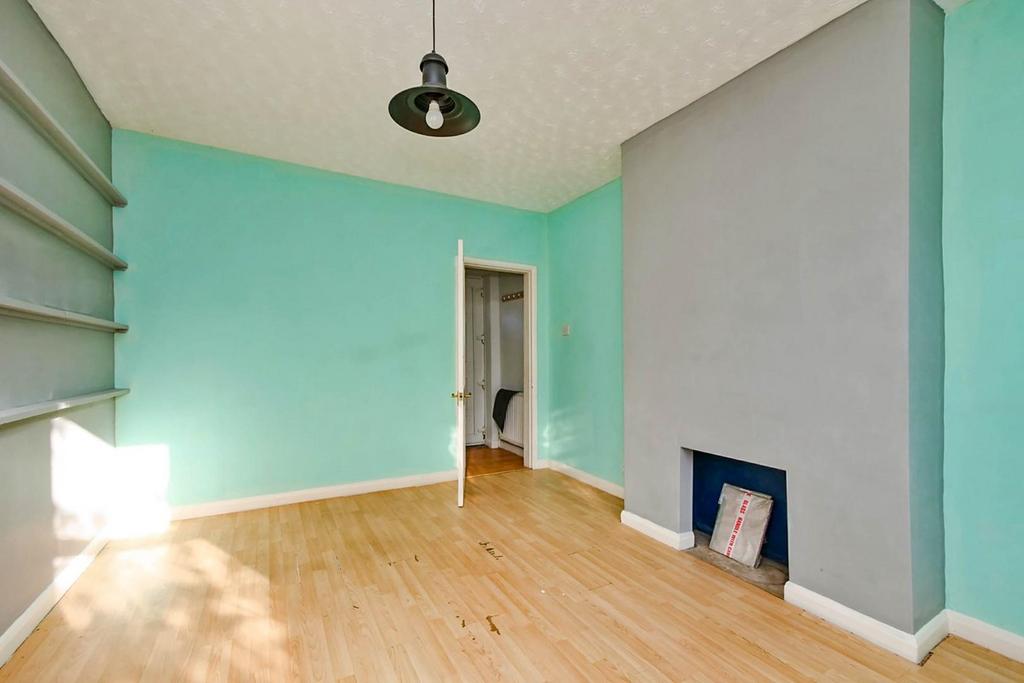 Rawdon Avenue, York 3 bed terraced house for sale £245,000