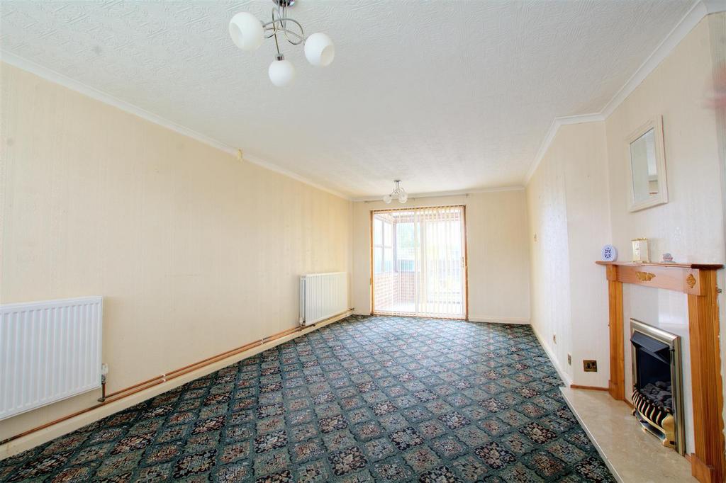 Birchfield Road, Arnold, Nottingham 3 bed semidetached house for sale £175,000