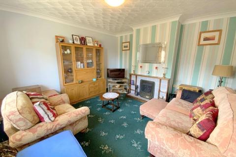 2 Blenheim Place, Cleethorpes, DN35 9BG