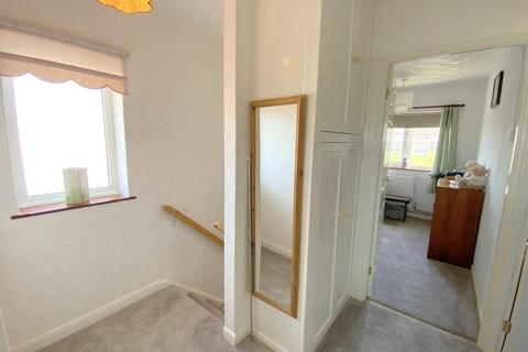 2 Blenheim Place, Cleethorpes, DN35 9BG