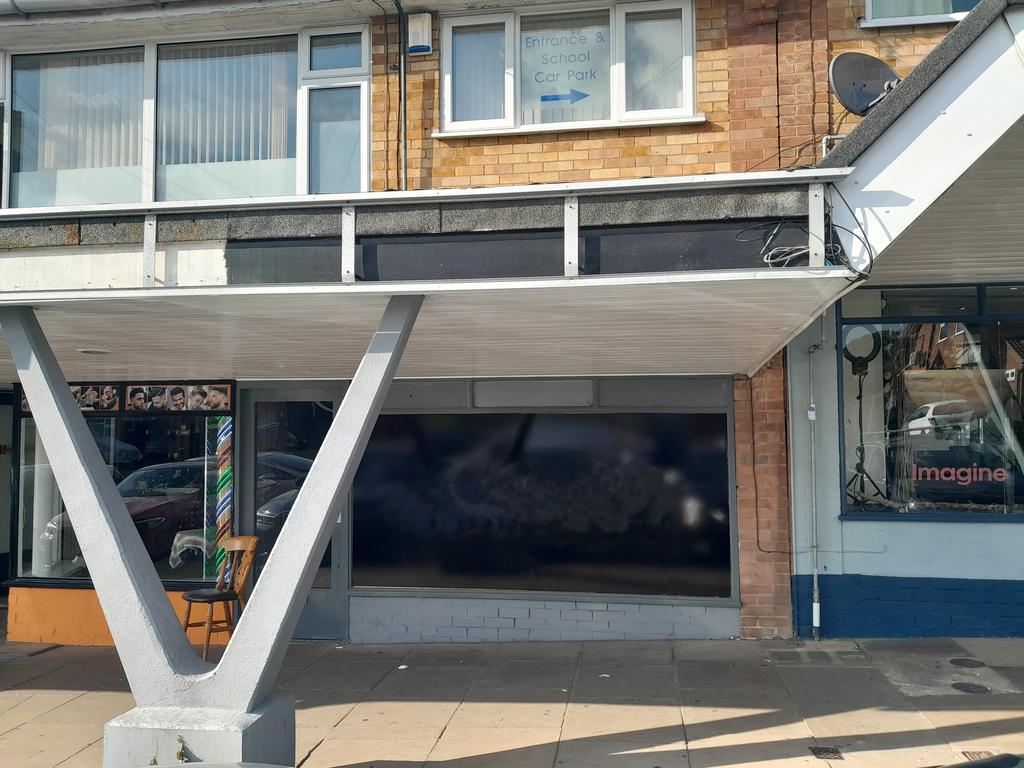 Rosemead Drive, Oadby, Leicester, LE2 Shop to rent £800 pcm (£185 pw)