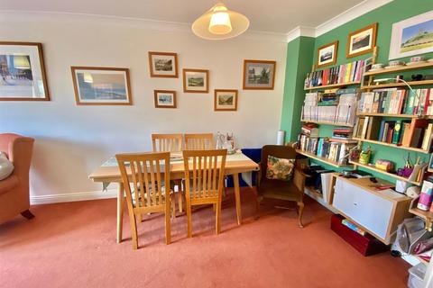9 Deer Hill Close, Marsden, Huddersfield, HD7 6LG