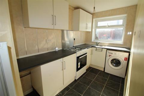 1 bedroom terraced house for sale - Cottingley Drive, Leeds