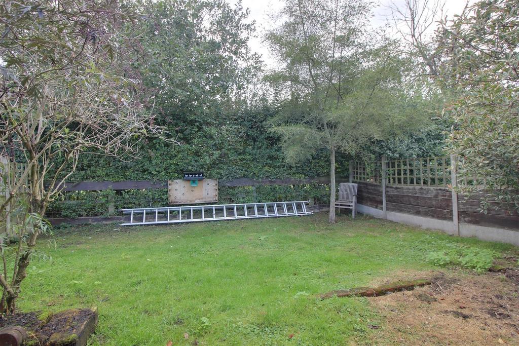 Netherfield Court, Stanstead Abbotts, Ware 1 bed bungalow for sale £