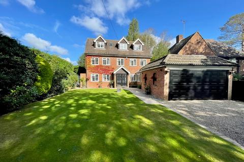 5 bedroom detached house for sale, Ridgeway, Hutton, Brentwood, CM13