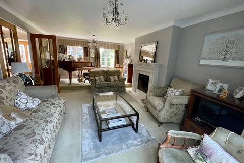 5 bedroom detached house for sale, Ridgeway, Hutton, Brentwood, CM13