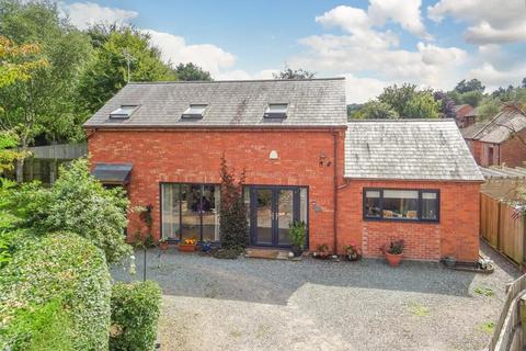 3 bedroom detached house for sale - Brimfield, Ludlow