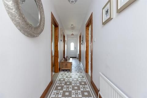 Hamilton Bank Craigie Road, Perth, PH2 0BQ