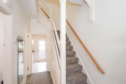 48 Garner Road, London, E17 4HQ