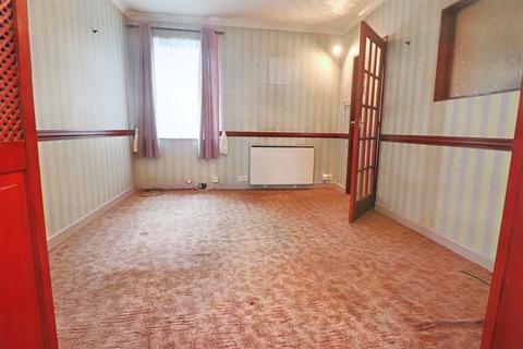 3 bedroom house for sale - Lorne Road, Lowestoft