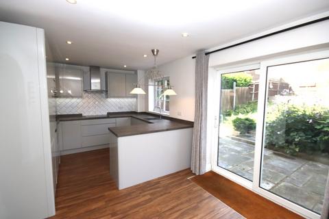 3 bedroom semi-detached house to rent - Swift Close, FLITWICK, MK45