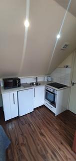 Studio to rent - Anson Road