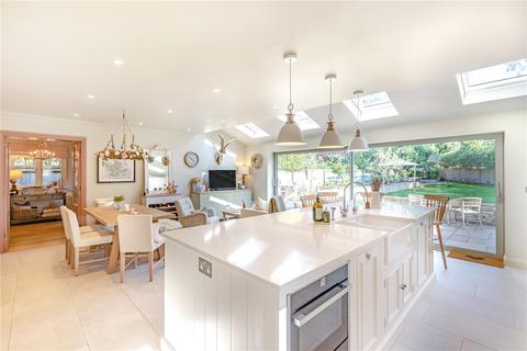 Ashton Berkeley Road, Cirencester, GL7 1TY