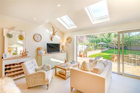 Ashton Berkeley Road, Cirencester, GL7 1TY