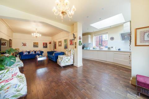 116 Brunswick Road, London, W5 1AW