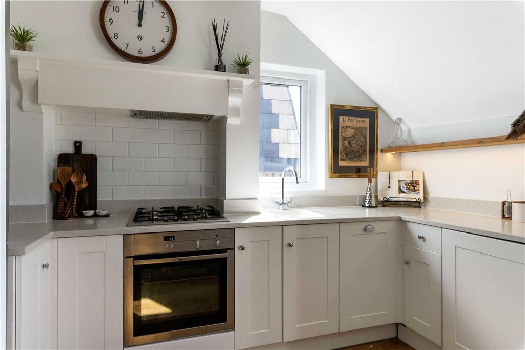 Bromley Common, Bromley, BR2 1 bed apartment for sale £300,000