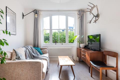 73 Stuart Road, London, SE15 3BA