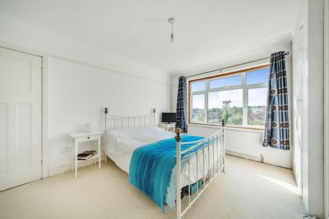 15 Woodcroft Avenue, Stanmore, HA7 3PT