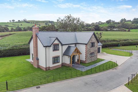4 bedroom detached house for sale - The Swallows, Old Station Yard, Pen-Y-Bont, Powys