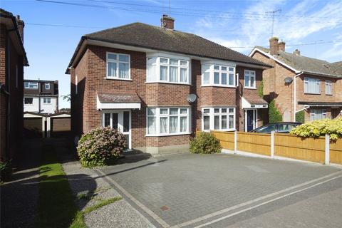 44 Randalls Drive, Hutton, Brentwood, CM13 1NN