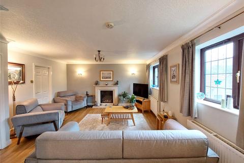 9 Heys Close, Cloughfold, Rossendale, BB4 7LW