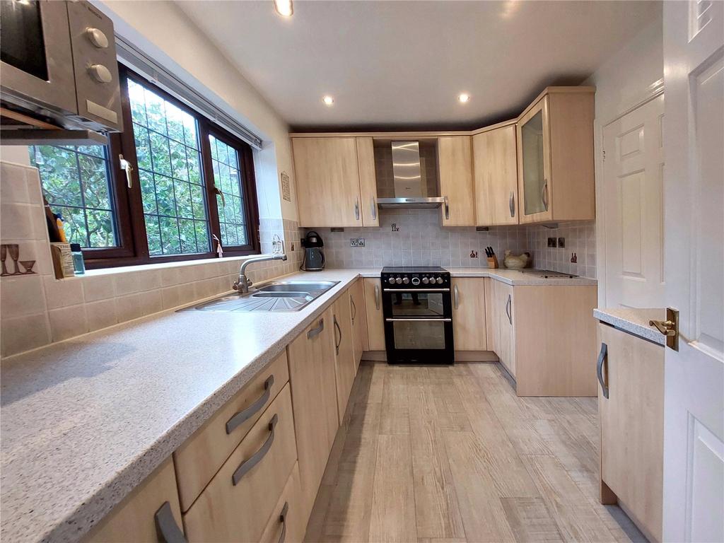 Fitted Kitchen