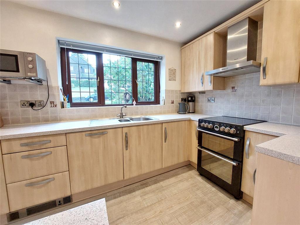 Fitted Kitchen