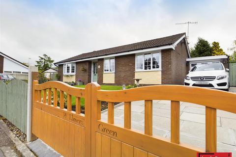 3 bedroom detached bungalow to rent, Elmers Green, Skelmersdale