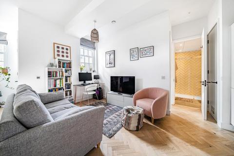 23, Alexandra House Oldham Terrace, London, W3 6NH
