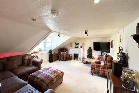 10b Bridge Street, Dunkeld, PH8 0AH