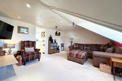 10b Bridge Street, Dunkeld, PH8 0AH