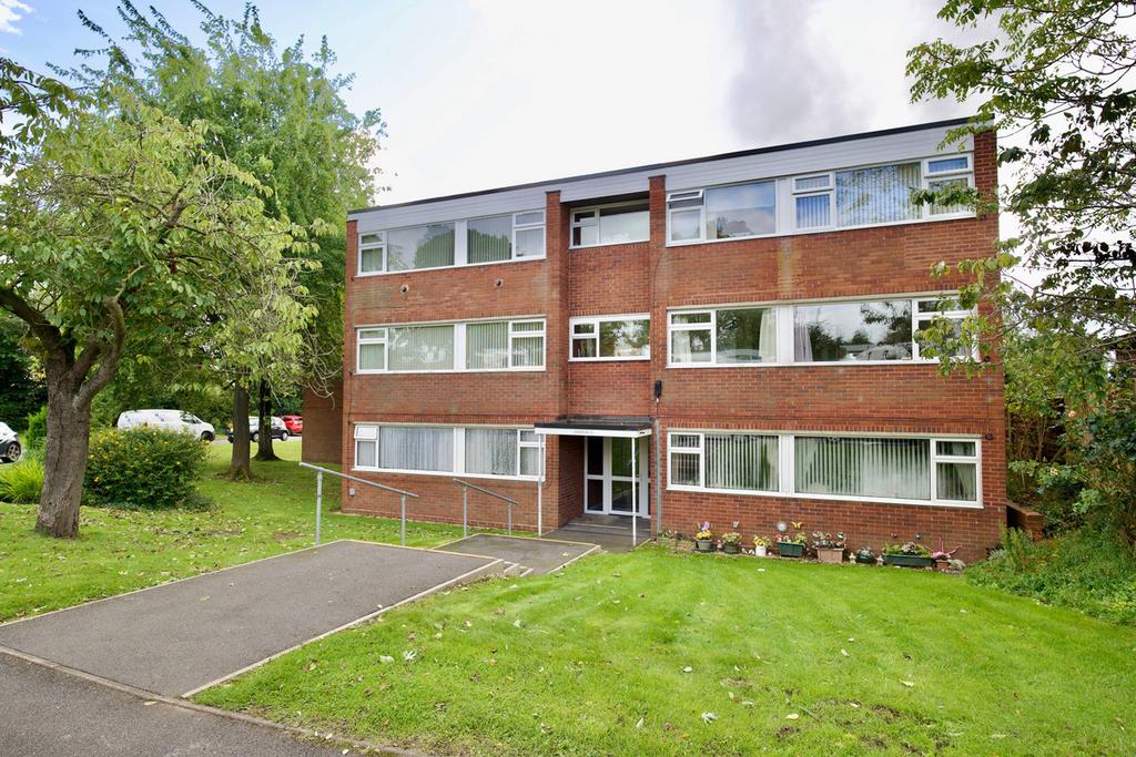 Garrick Close, Coventry, CV5 2 bed apartment for sale £145,000