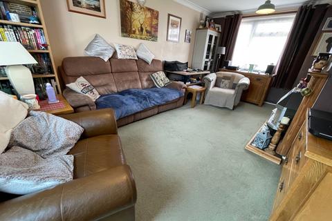 4 bedroom terraced house for sale - Walker Crescent, Weymouth