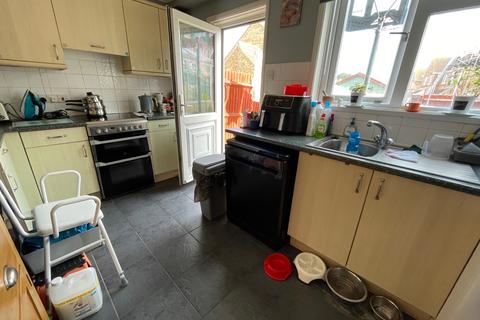 4 bedroom terraced house for sale - Walker Crescent, Weymouth