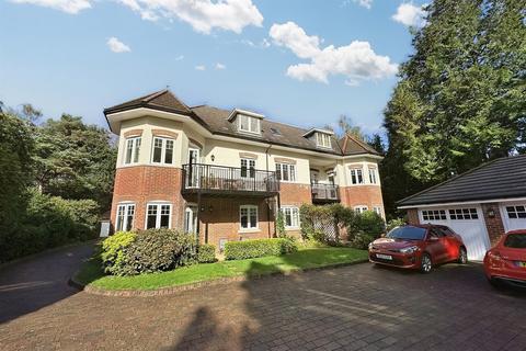 2 bedroom penthouse for sale, Ferndown