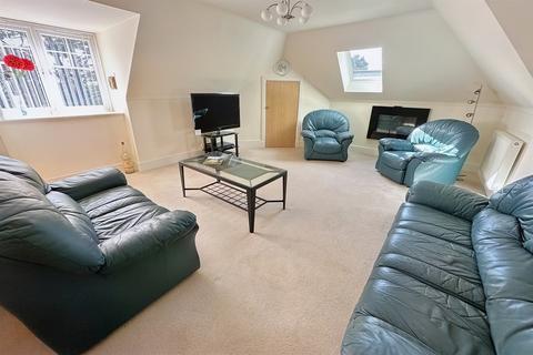 2 bedroom penthouse for sale, Ferndown