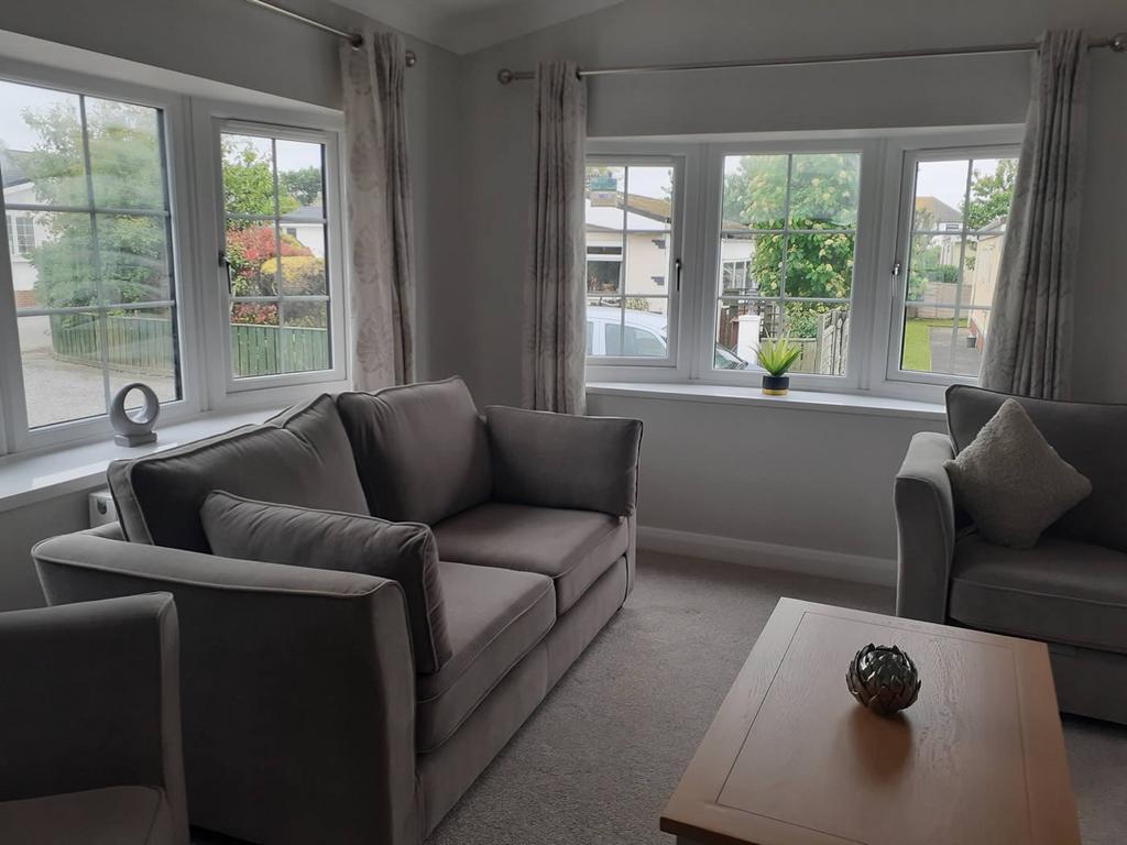 Seaton Carew, County Durham, TS25 2 bed park home for sale £159,995