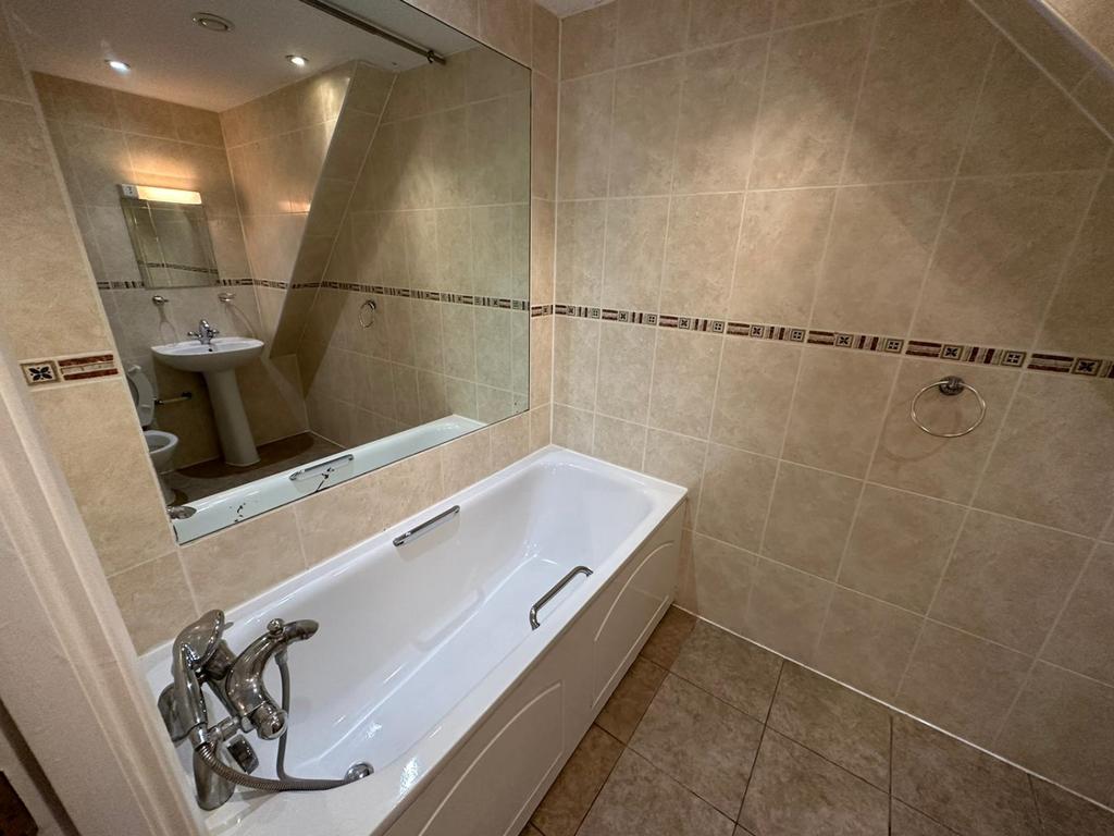 Bathroom (2)